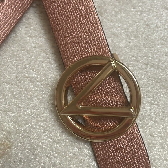 Valentino V Logo Belt - Picture 4 of 12